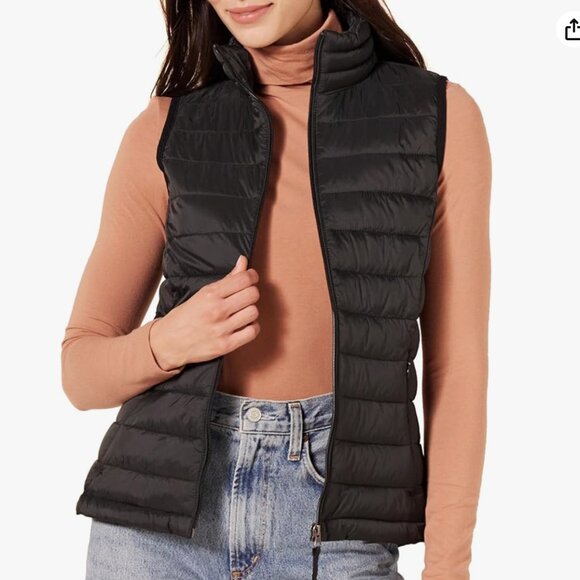 Amazon Essentials - Lightweight Water Resistant Packable Vest - Black - Medium - Picture 6 of 6